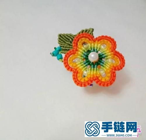 绳编花卉丝巾扣的详细编制步骤图