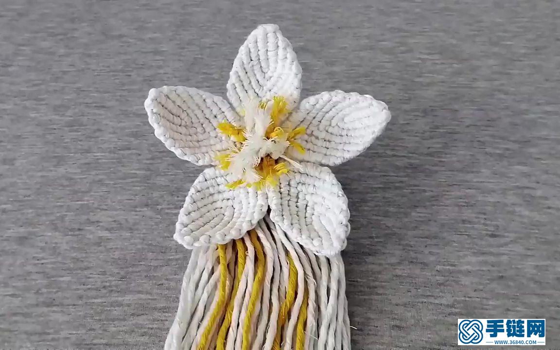  Macrame编织白色玉兰花花朵装饰