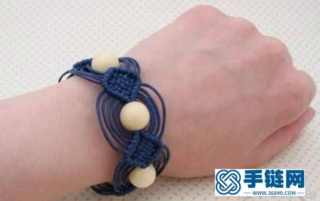 中国结加串珠编织的手链就是大气